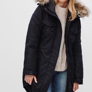 Aritzia Community Paradigm Winter Parka Size Small